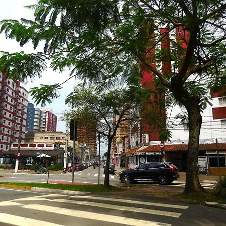 113 Canto Do Forte - 1Dorm - 200 M Da Praia E 20M Dos Bares E Restaurantes - Estacionamento Gratuito E Wi Fi , Tv A Cabo Praia Grande  Esterno foto