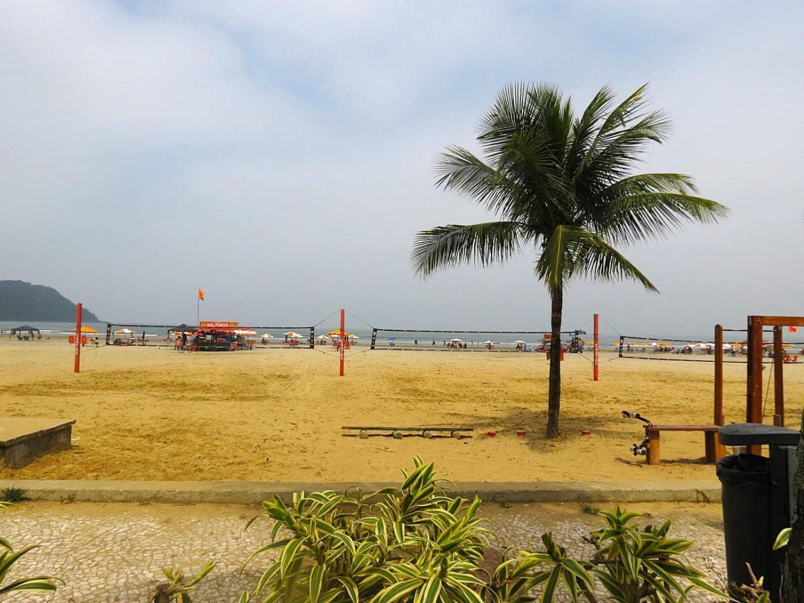 113 Canto Do Forte - 1Dorm - 200 M Da Praia E 20M Dos Bares E Restaurantes - Estacionamento Gratuito E Wi Fi , Tv A Cabo Praia Grande  Esterno foto